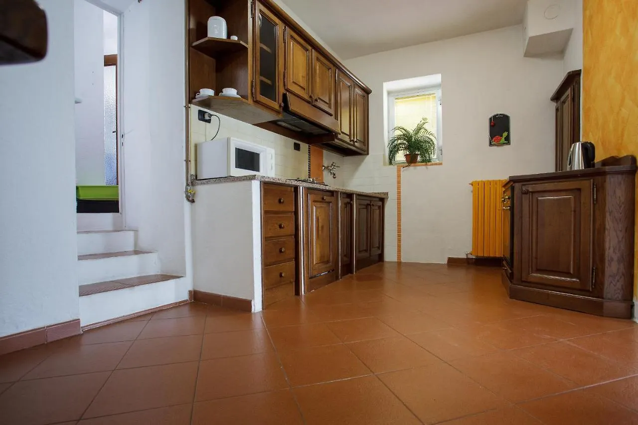Vakantiehuis Tipica Casa Ligure In Pietra - Garlenda Centro - Typical Ligurian Stone House Villa